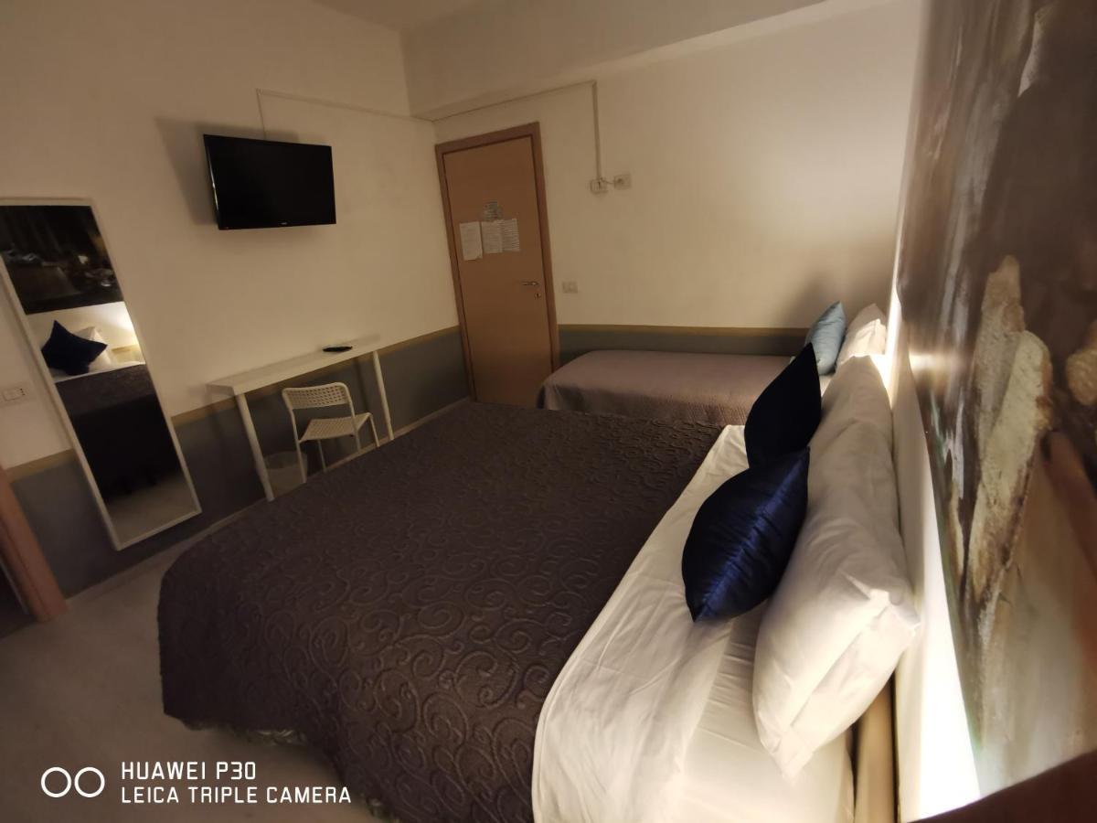 罗马 委托里斯旅馆酒店 外观 照片